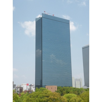 クリスタルタワー 