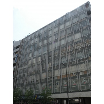 ＴＳＵＲＵＹＡホール天満橋駅前店